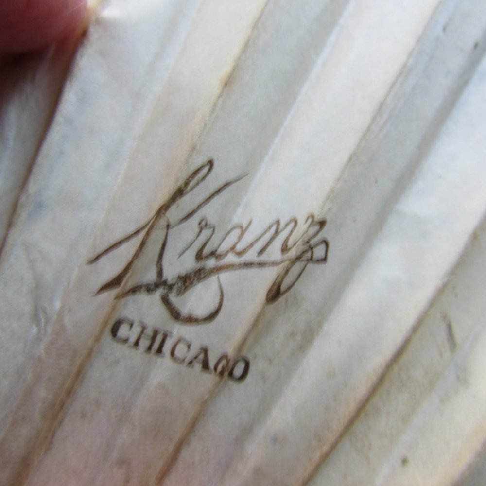 Vintage Paper Hand Fan Lavender Pink Kranz Chicago Made in Japan - Picture 7 of 10